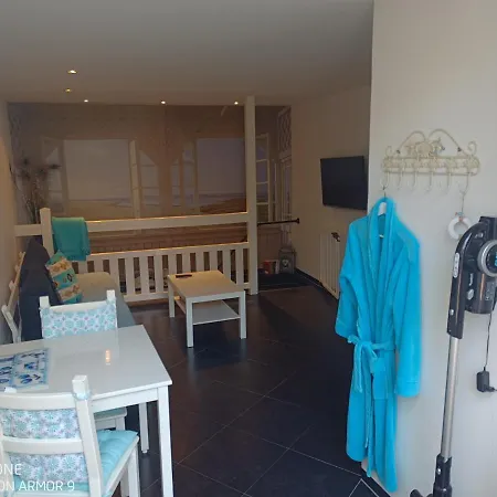 Zeelucht Apartman