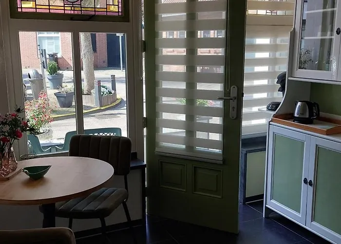 Zeelucht Appartement *